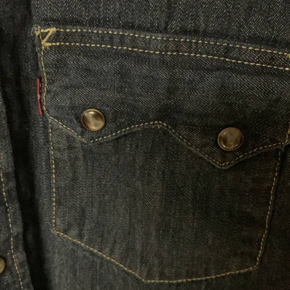Men’s Levi’s red tab Jean shirt - Picture 4 of 5